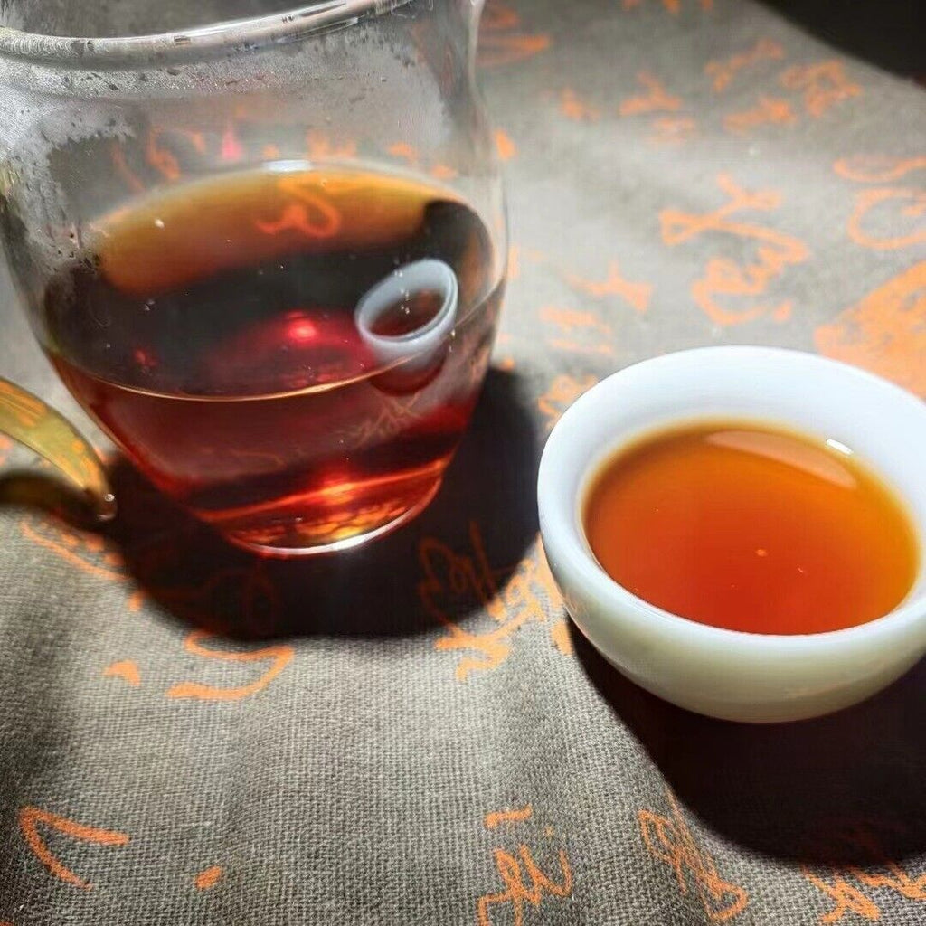 HelloYoung Yunnan Nannushan Palace Tea King Ancient Tree First Spring Pu'er Ripe Tea 357g