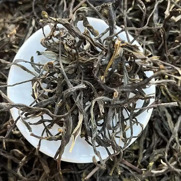 Yunnan Iceland Sheng Puerh Loose Tea Old Tree Raw Puer Tea Leaves Bulk