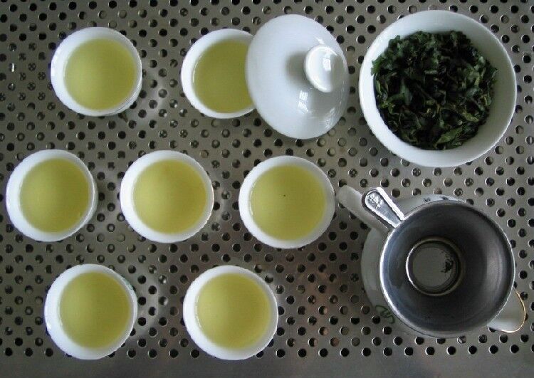 Wohlriechende Art Traditioneller Oolong-Tee TiKuanYin Grüner Tee Anxi Tieguanyin