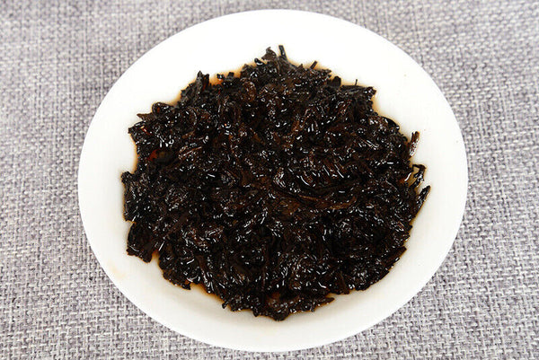 HelloYoung 357 g Yunnan deep mountain wild flavor cooked cake seven sub cake Pu'er tea