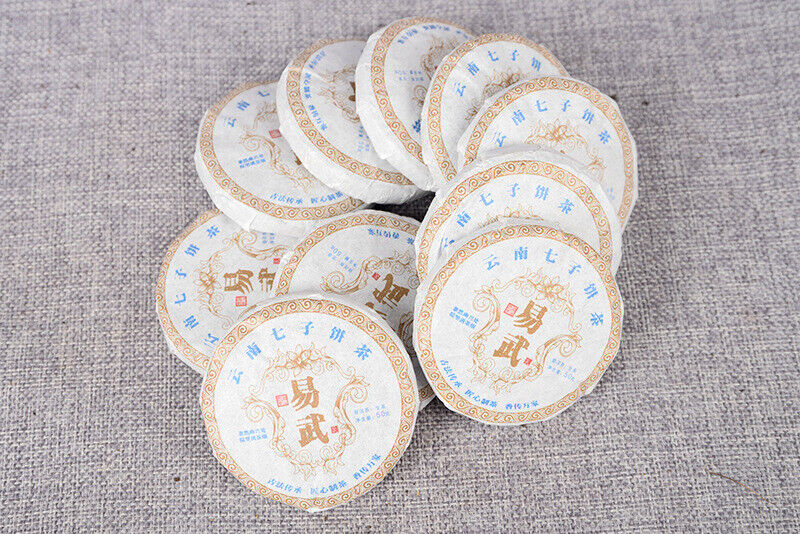 HelloYoung Yunnan Pu'er Tea Leaves Yiwu Tea Cake Raw Pu'er Tea Cake 50g