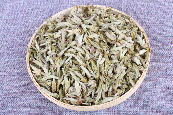 Ming Qian early spring tea white buds white buds spores raw tea Natural Xueshan