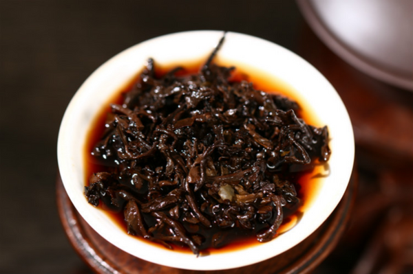 HelloYoung Yunnan Pu'er Tea 100g Ripe Cake Aged Old Tree Tea Golden Bud Ripe Tea
