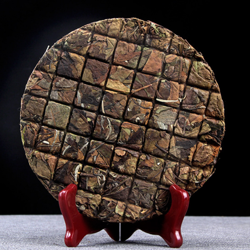 200g Old White Tea Ancient Tree Tea Cake Yunnan Yiwu Organic Spring Tea