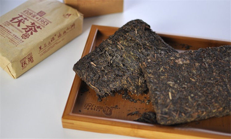 HelloYoung338g nature chinese black tea the antifatigue Hunan dark tea Jinhua Fu brick Tea Secondary image