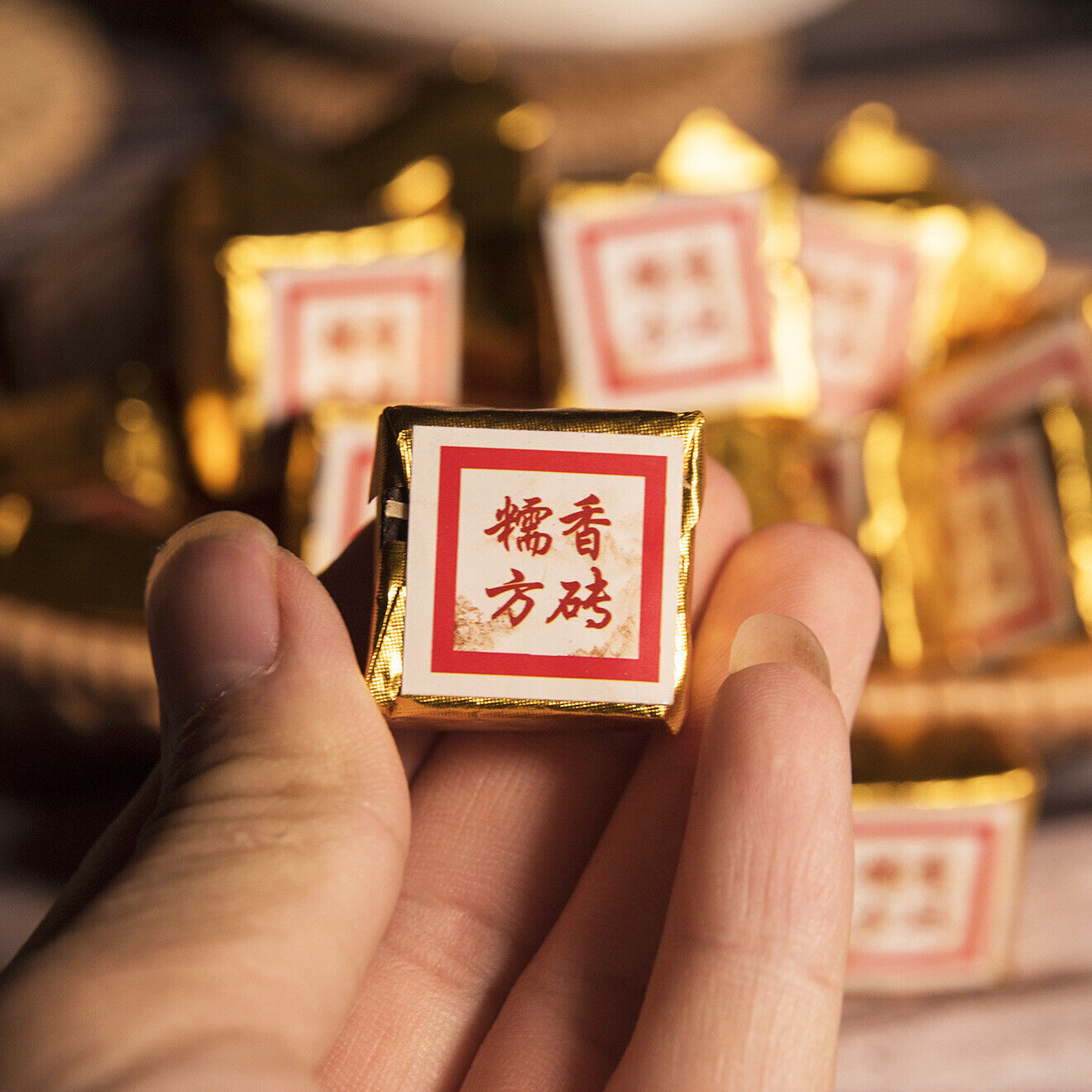 HelloYoung 500g Yunnan Puer ripe tea mini small tuo tea leaves glutinous aroma square brick Secondary image