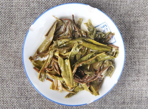 Old Tree Raw Tea Yunnan Pu'er Tea Cake 357g Xigui Pure Tea Qizi Cake Tea