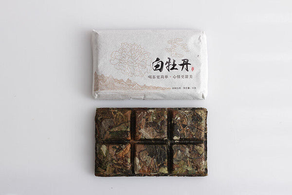 HelloYoung 50g Yunnan Old White Tea White Peony alpine sun-dried date medicinal fragrance