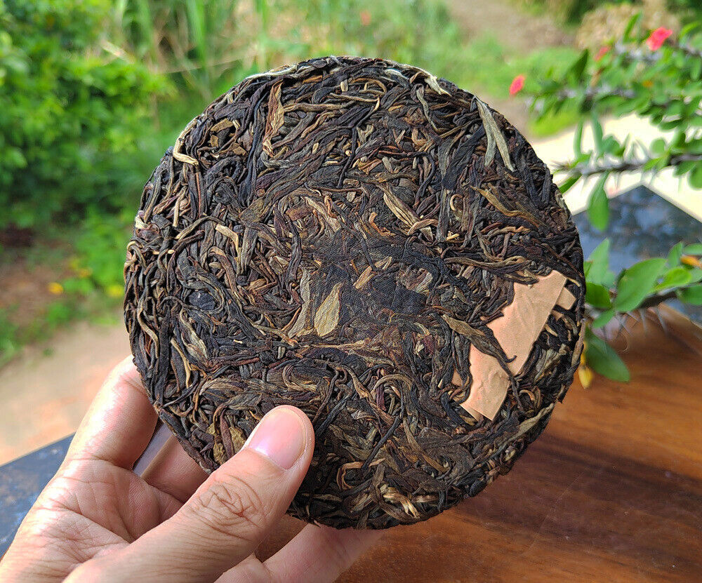 HelloYoung 200g Yiwu Pu-erh Tea Old Raw Tea Tianmen Mountain High Pole Pu-erh Old Cake Tea