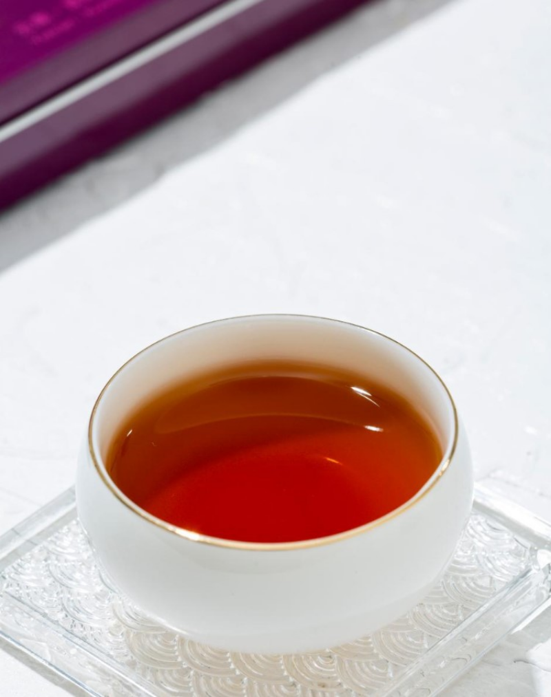 HelloYoung Rose Puerh Tea Iron Box Yunnan Seven Zi Cake Ripe Tea 200g/7.05oz