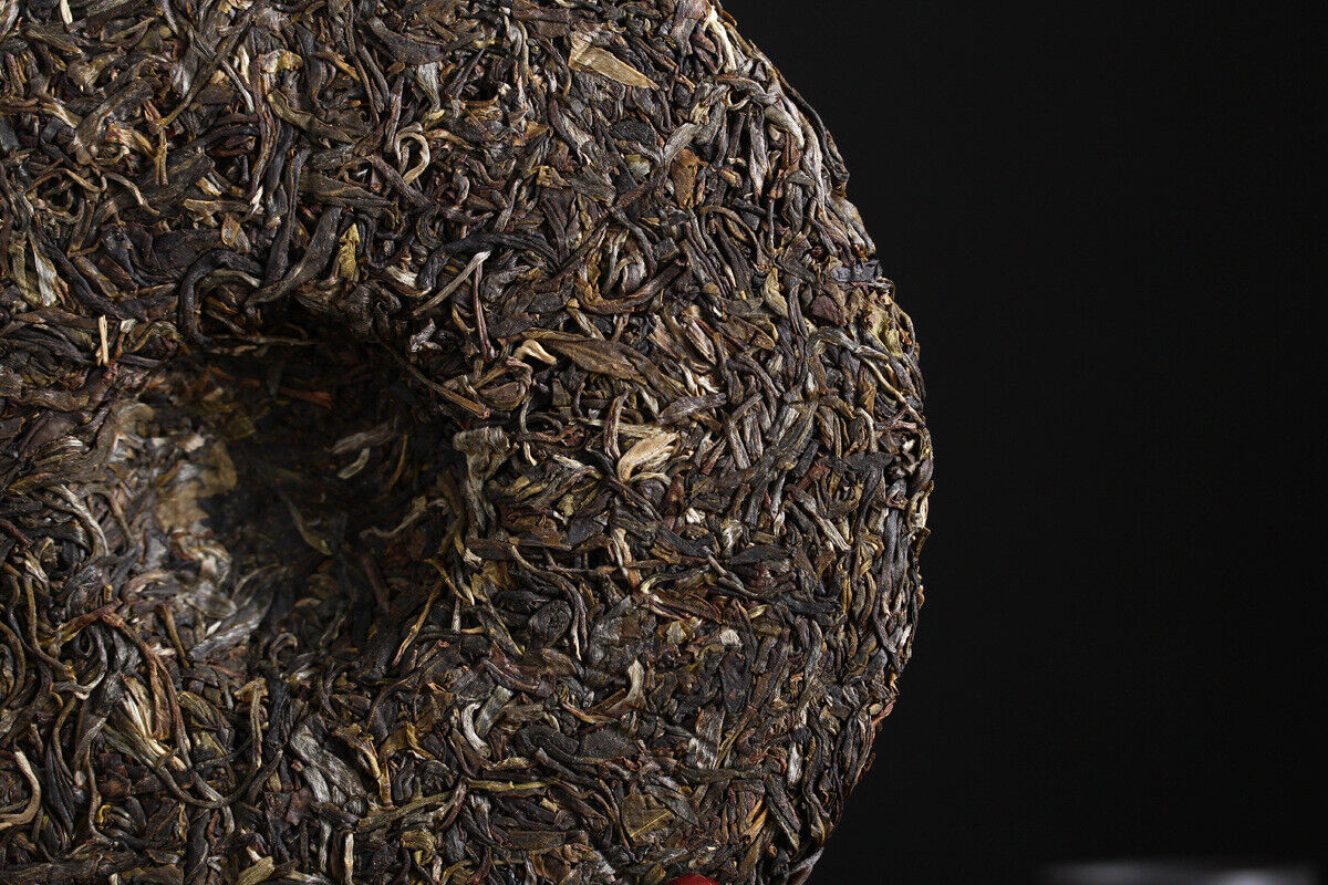 HelloYoung 357g Yunnan Pu'er tea leaves arborvitae old tree Lao Ban Zhang raw  cake tea