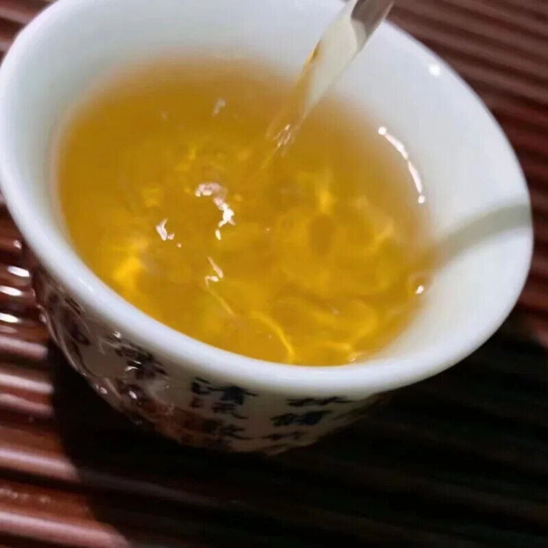 Famous Yunnan Shen Puer Tea Cake Organic Unfermented Puerh Cha Bing 400g