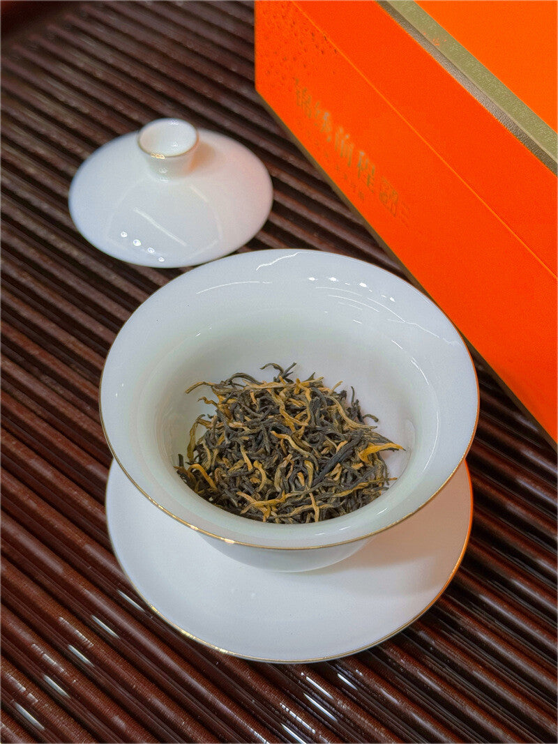 Alpine New Tea Tieguanyin Zhengshan Xiaojiao Jinjunmei Black Tea 18 Can Tea Secondary image