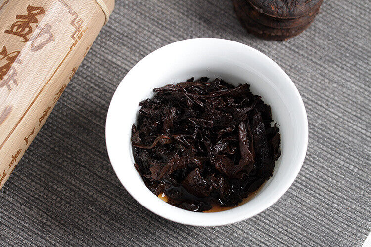 Menghai Flavor Ripe Tea Pillar Big Tree Tea 200g Pu-erh Tea Yunnan Pu'er Tea
