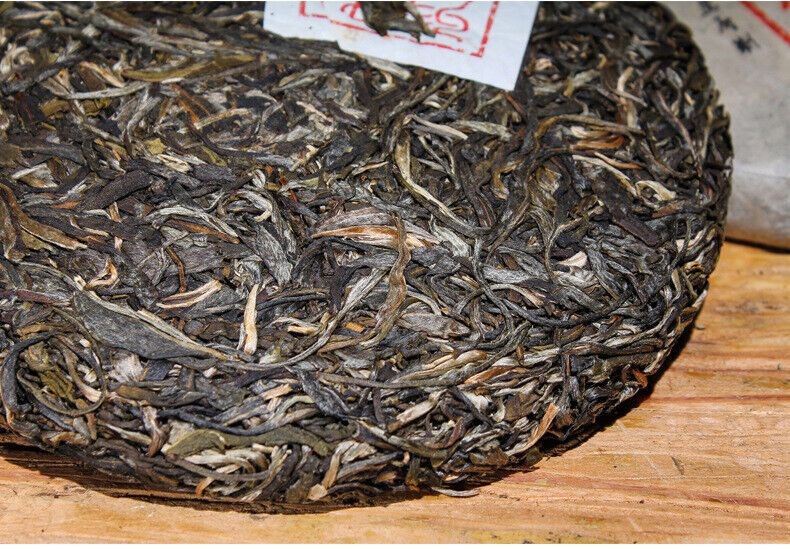 HelloYoung 357g Puerh Raw Tea Cake Pu-erh Raw Tea Cake Yunnan Pu-erh Tea Cake 布朗山老曼峨古树茶