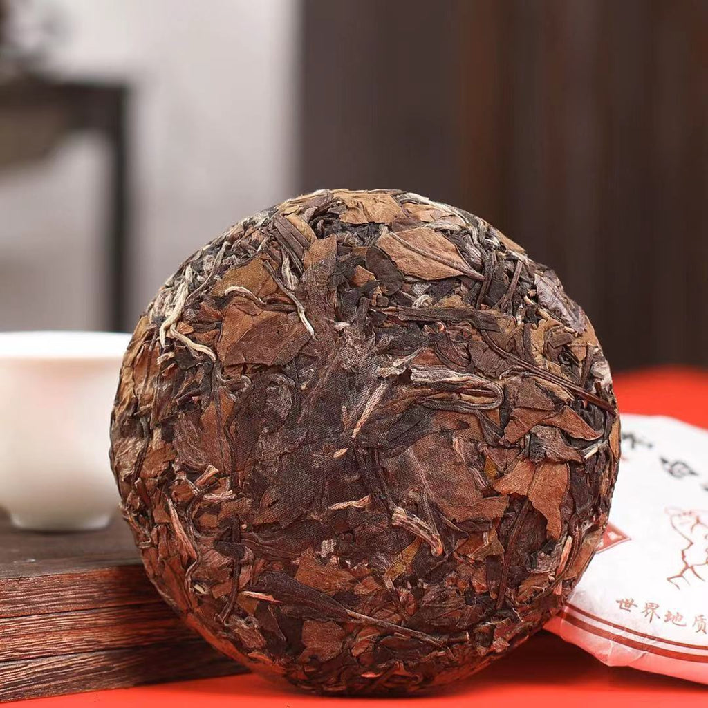 HelloYoung 100g Fuding White Tea Old Shoumei Aged Jujube Herbal White Tea Small Cake