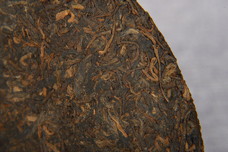 HelloYoung Yunnan Pu'er Ripe Tea Cake Pu'er Ripe Tea 357g Golden Bud Tea Cake