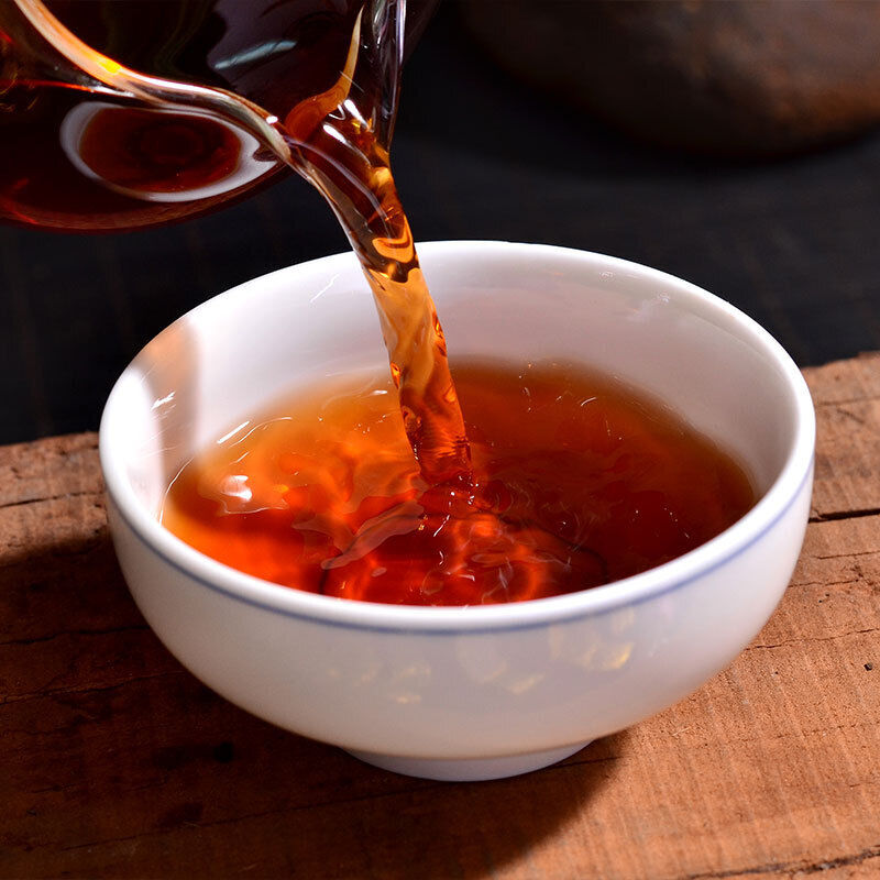 HelloYoung High Quality Puerh Ripe Tea Cake Golden Bud Tea Cake 100g