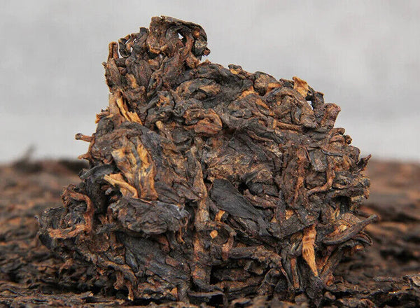 Menghai Pu'er Brown Mountain Palace Pu'er 357g Cooked Old Tree Tea Cake