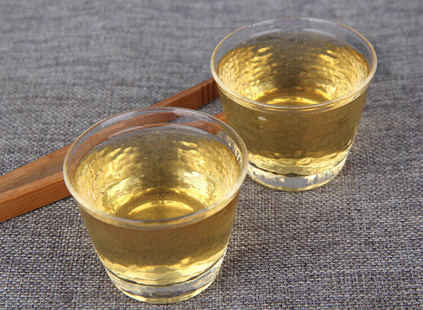 HelloYoung Pu'er Raw Tea Cake Yunnan Tea Cake 年南糯山古树纯料普洱茶生茶饼云南七子饼茶357g