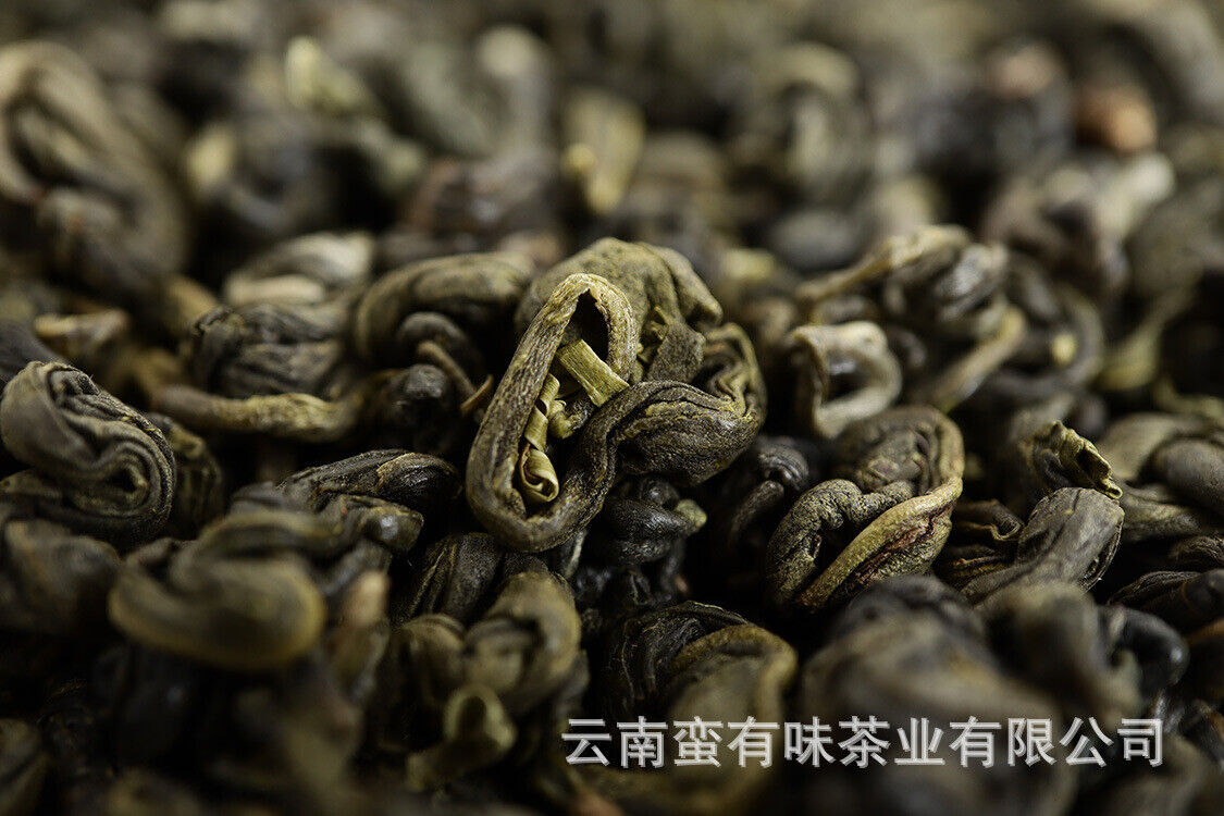 HelloYoung 500g bag Yunnan Yunnan Green Tea Puerh Tea Bi Luo Chun One bud and two leaves
