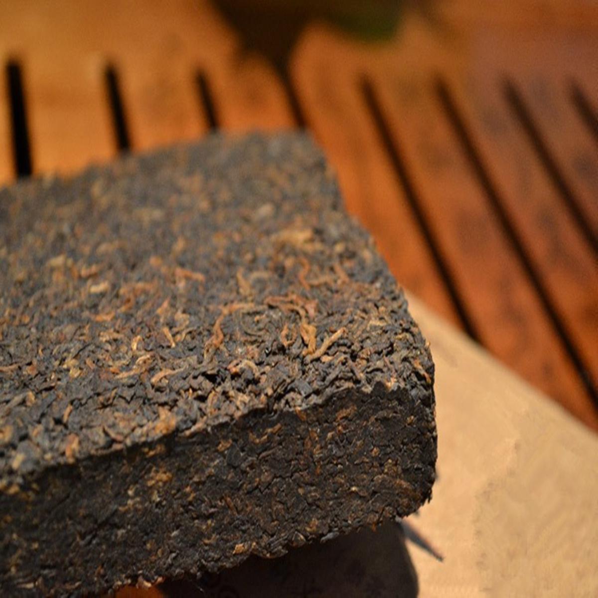 Authentic Chinese Pu'er Tea Organic Aging 250g High Quality Pu'er Black Tea Secondary image