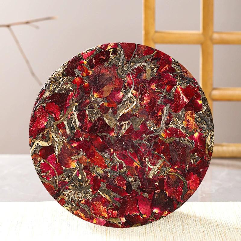 Additive-Free Yunnan premium tea tree king Pu erh red rose tea 357g tea cake Main image