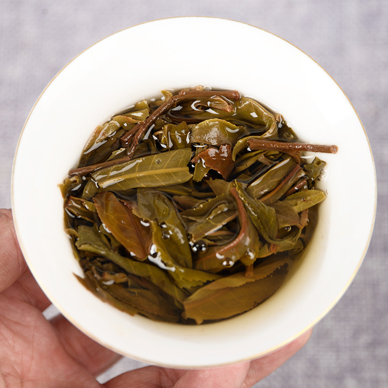Spring Tea Tea Cake 357 Organic Green Tea Yiwu Fenghuang Wo Seven Seeds Cake