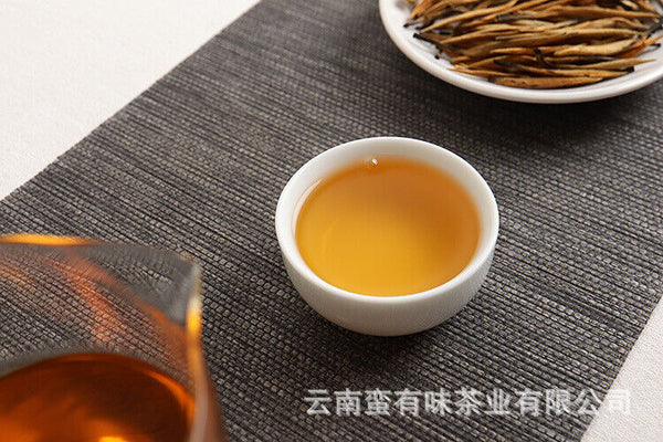 HelloYoung 500g Yunnan Yunnan black tea Fengqing big gold needle honey golden needle tea