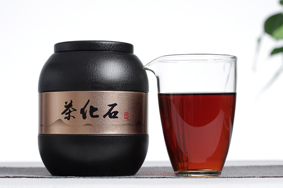 HelloYoung 500g/Tin Yunnan Pu'er Tea Menghai Ripe Tea Jujube Tea Fossil Crushed Silver