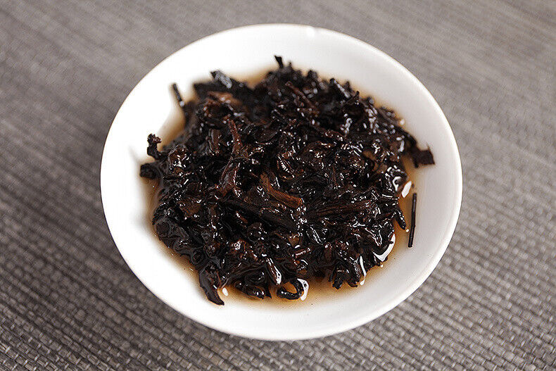 HelloYoung 100g Yunnan Pu'er Tea Menghai Ripe Tea Old Pu'er Jiao Mu Ripe Tea Cake
