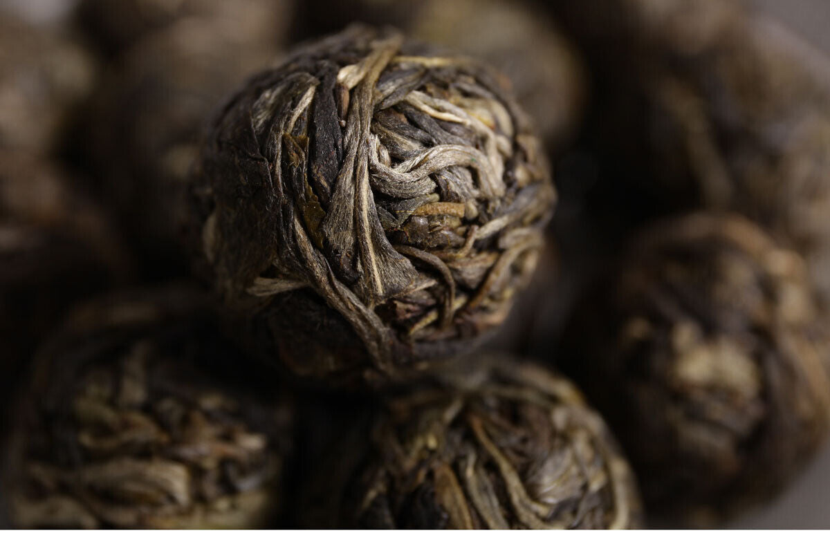 Yunnan Puerh Tea Early Spring Daxueshan Longzhu Qiaomu Raw Tea Loose 500g