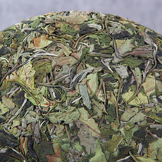 357g  Golden White Tea Yunnan Ancient Tree Weight Loss Healthy Drink Gift Tea