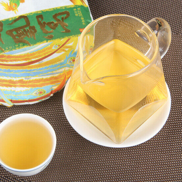 HelloYoung 357g Pu-erh Tea Cha Tea Cake Yiwu Phoenix Nest Ancient Tree Pu-erh Green Tea