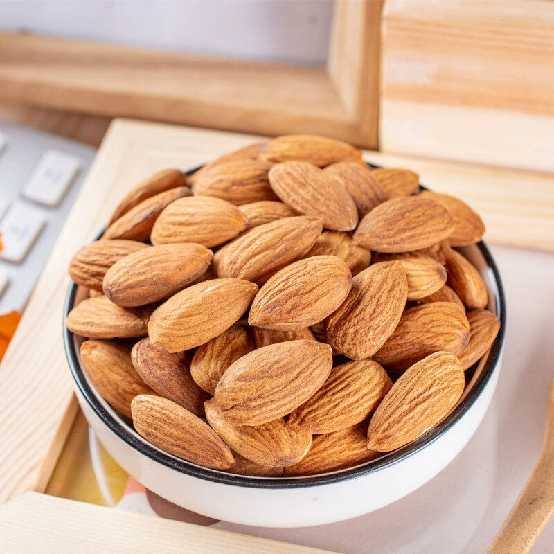 Roasted Sweet Almonds Shelled Natural Large Size Nutritious Snacks 100g Can Main image