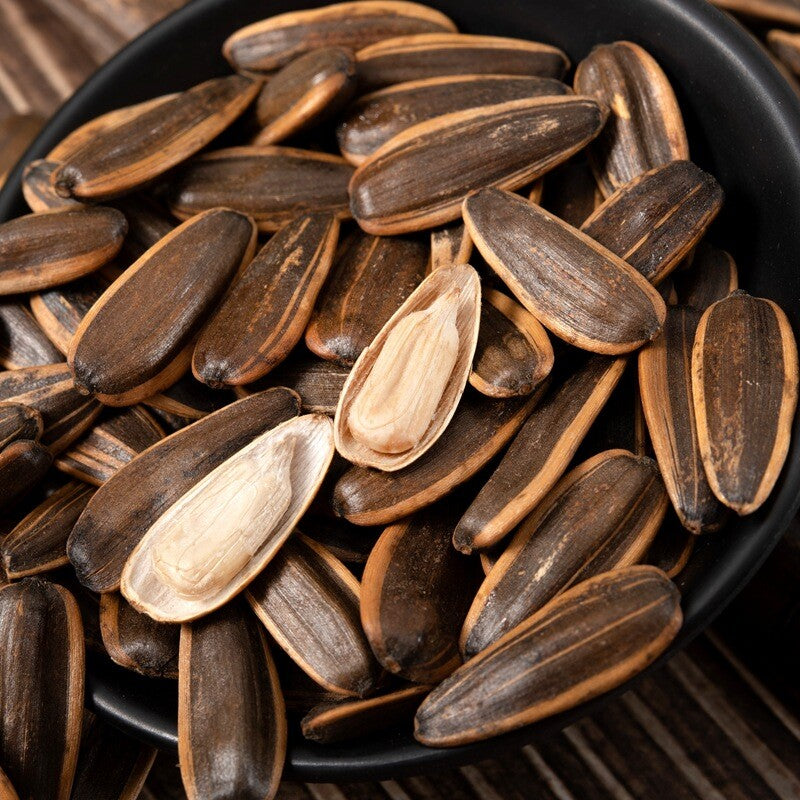 Large Melon Seeds,Caramel Pecan Flavor Sunflower Seeds Roasted Seeds Nuts Snacks