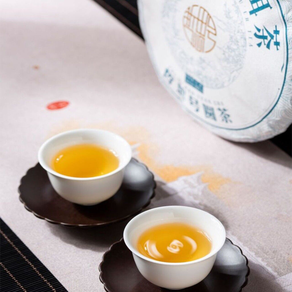 HelloYoung 357g Pu'er Raw Tea Cake Yunnan Seven Cakes Yiwu Zhengshan Xiang Yang Shui Soft