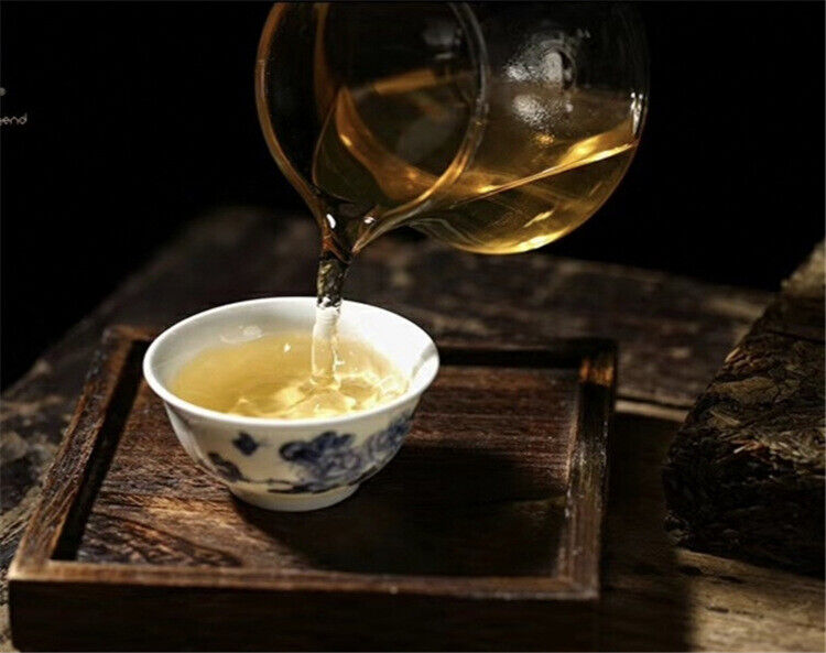 HelloYoung 357g Honey Fragrant Sweet Yunnan Pu'er Tea Raw Tea Jingmai Green Qizi Cake Tea