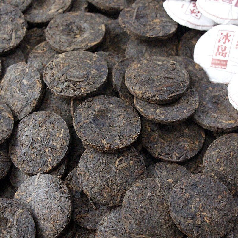 Iceland Mellow Jade Cake Bulk Yunnan Pu'er Tea Ancient Tree Ripe Tea Aged Tea.
