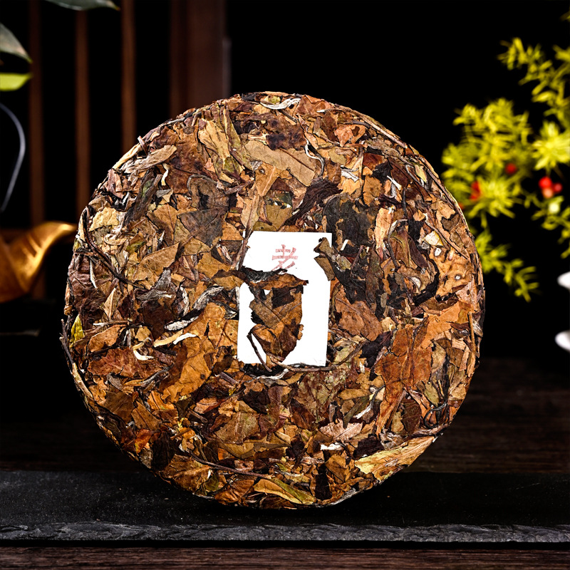 Menghai old cold white tea 357g/12.59oz dew white tea moonlight white tea Secondary image