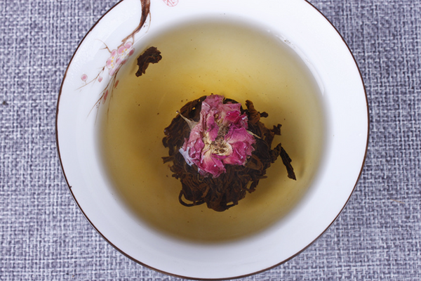 HelloYoung 500g Yunnan Longzhu Dian Hong Rose Tea Red Hydrangea Fengqing Dian Hong Longzhu