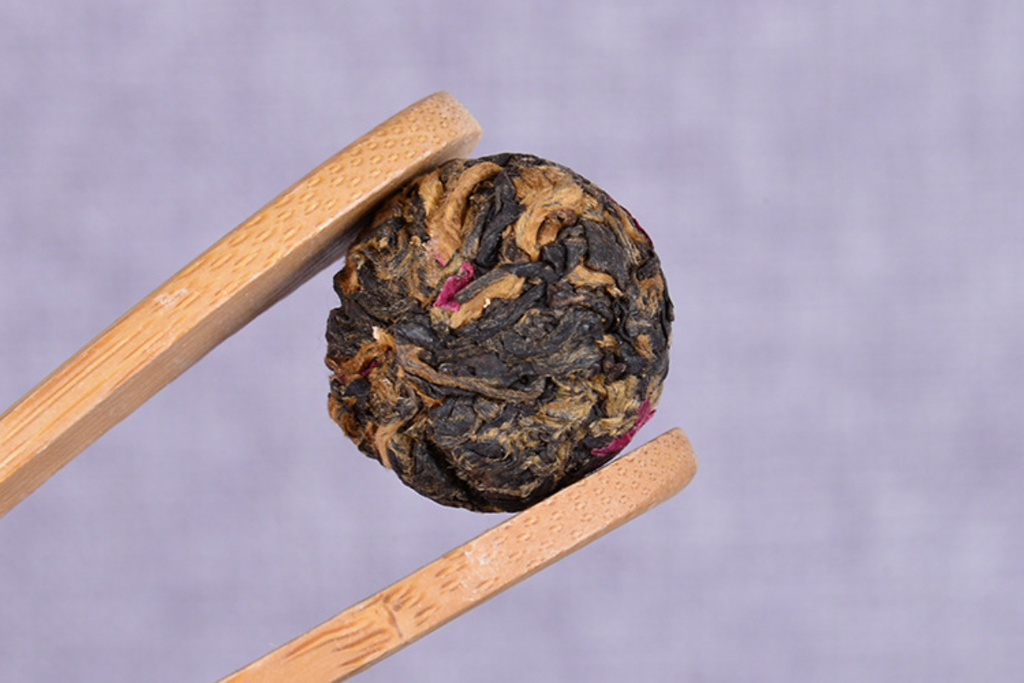 HelloYoung 500g Yunnan Longzhu Dian Hong Rose Tea Red Hydrangea Fengqing Dian Hong Longzhu