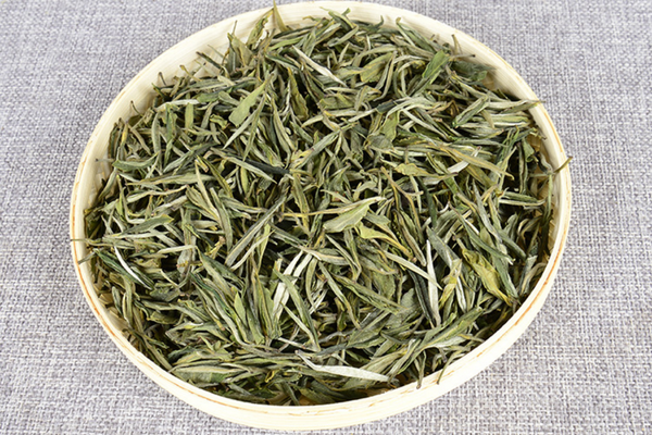 HelloYoung 500G Yunnan green needle green tea single bud strong aroma green tea straight