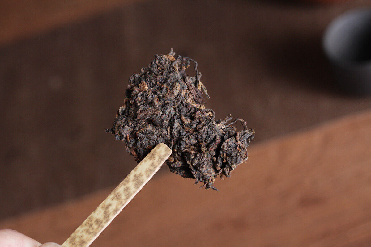 HelloYoung 357g Pu'er Tea Da Shu Cheng Yun Icelandic Ripe Tea Seven Seed Cake
