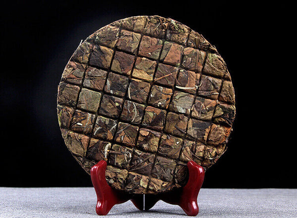 HelloYoung 200g（7g） Ancient Tree Tea Old White Tea Yunnan Yiwu Flower and Fruit Tea Cake