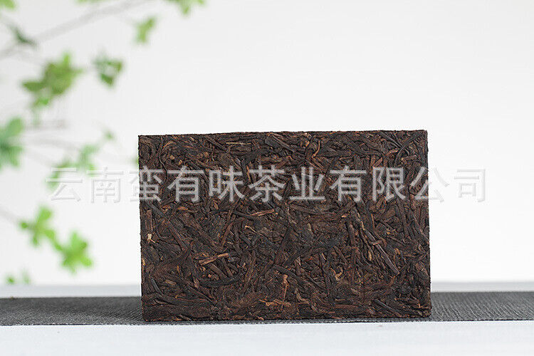 HelloYoung 250g Yunnan Pu'er Tea Private Tea Old Tea Bone Pu'er Ripe Tea Brick Tea