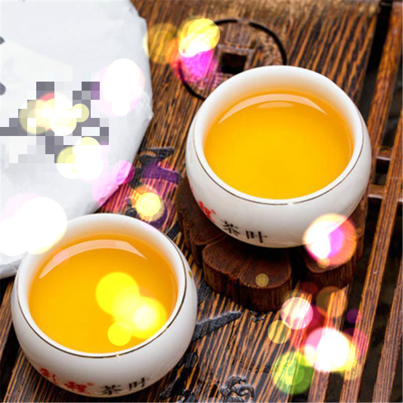 357g Yunnan Highland Raw Pu-erh Tea Cake Old Tree Puerh Tribute Tea Puer Sheng 茶 Secondary image