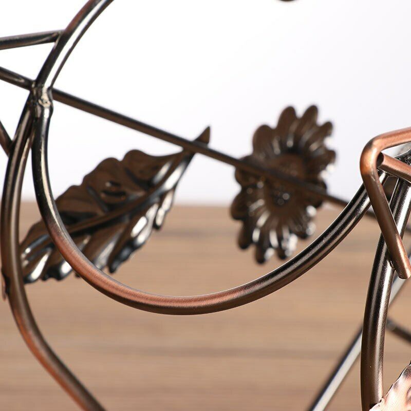 Freestanding Metal Wine Holder Creative Heart-shaped Wine Rack Home Decorations Secondary image