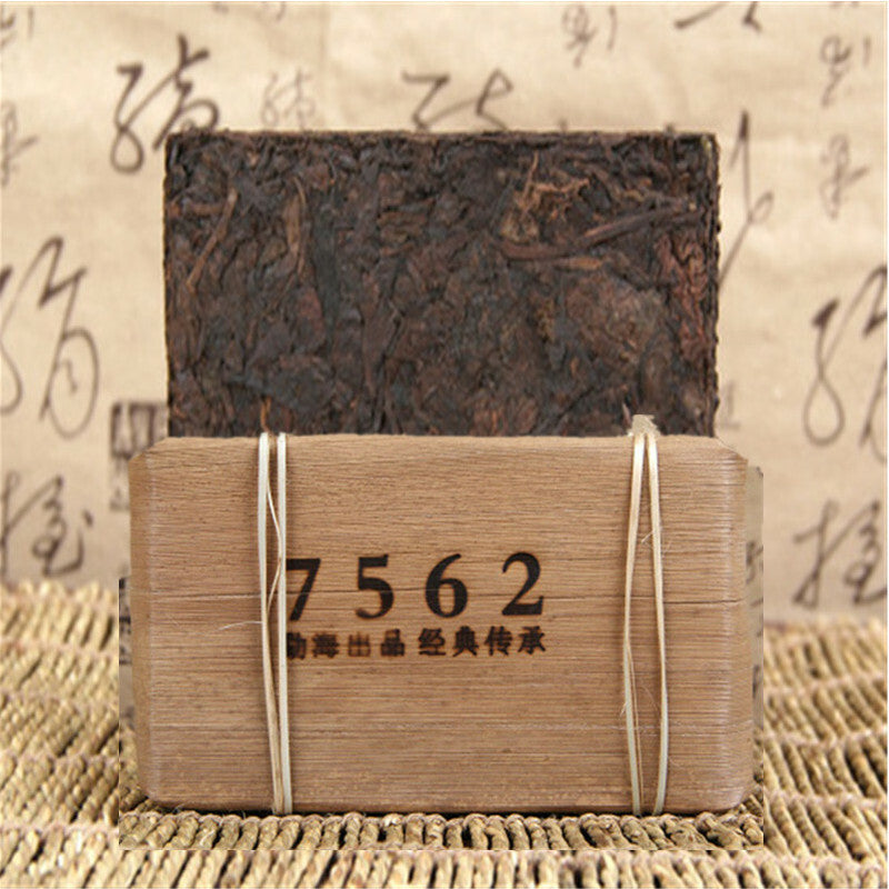 Puer Tea 250g Yunnan Shu A Grade Menghai Xing Hai Ripe Pu-erh 7562 Brick Old Tea Main image