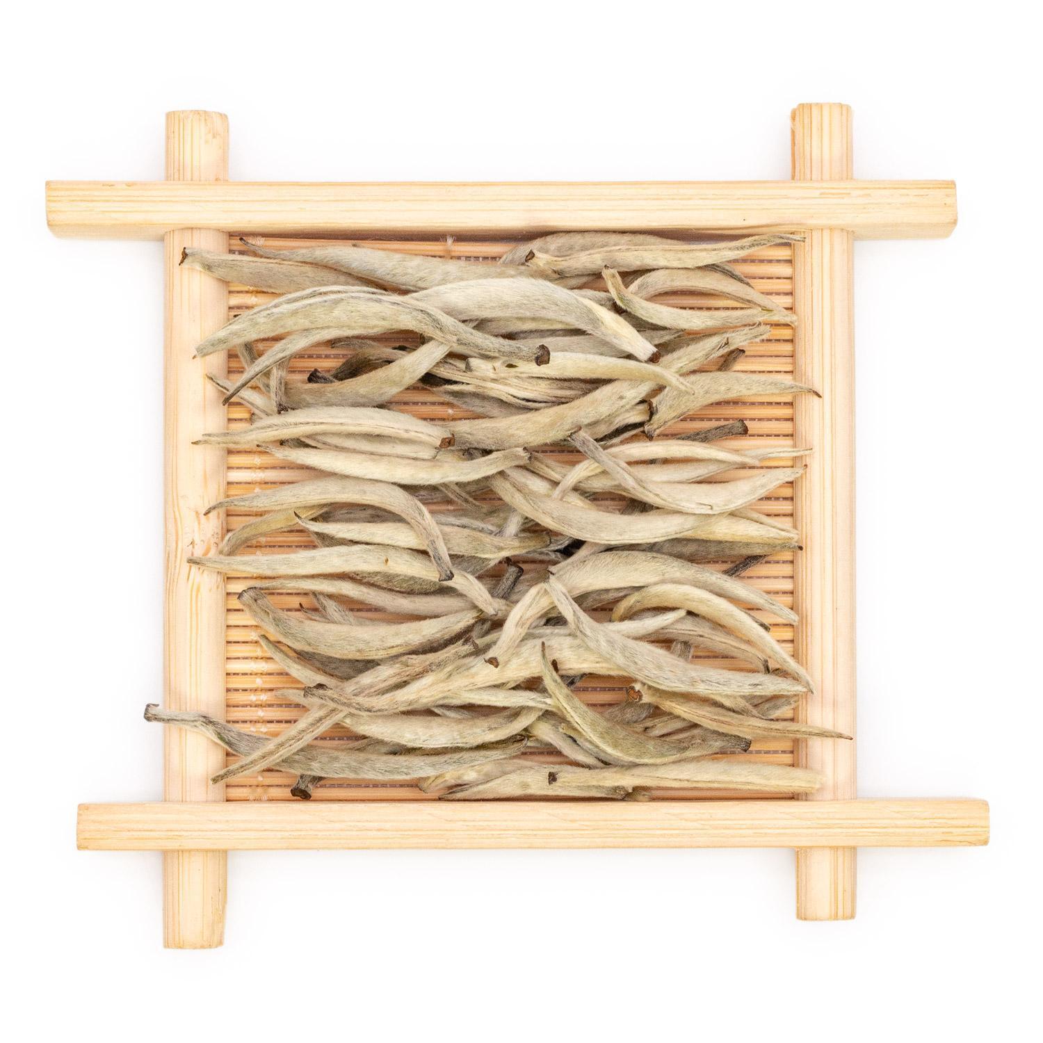 Yunnan Silver Needle White Tea Bai Hao Yin Zhen Main image